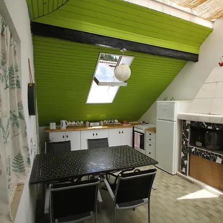 Palace De Lupis-guest House * هفار